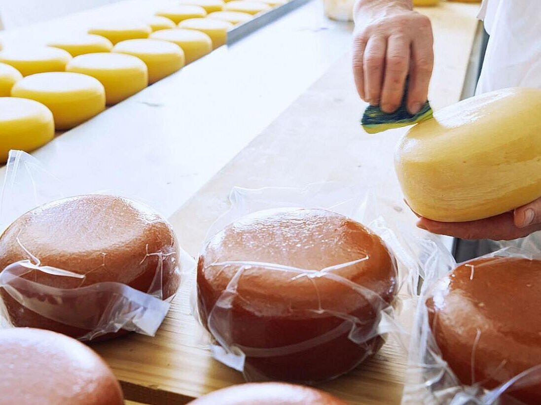 茵泰科稱重檢測技術用于乳制品行業